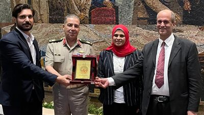 رئيس جامعة الأزهر يشيد بالأداء المشرف لطلاب الجامعة بمعرض الثقافات العسكرية