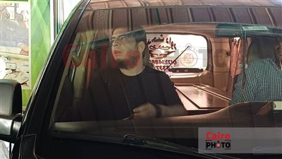 حزن شديد لنجلها.. تشييع جنازة شريفة ماهر من مسجد مصطفى محمود بالمهندسين | بث مباشر