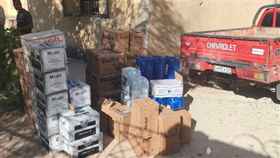 ضبط سيارة محملة بكميات زيوت مغشوشة ومقلدة في الوادي الجديد| صور