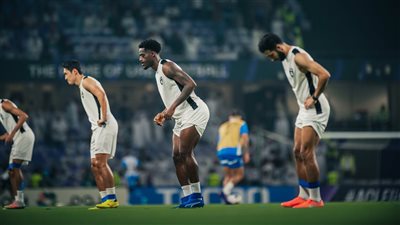 نجم العين السابق: مواجهة الأهلي صعبة بسبب جماهيره.. وفريقنا بمن حضر