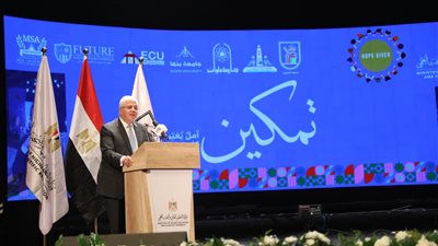 وزير التعليم العالي: لدينا 20 مركزًا لخدمة ذوي الهمم بالجامعات ونعمل على إنشاء 7 أخرى