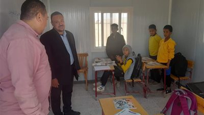 الفصل يتسع لـ 8 طلاب.. الوادي الجديد تعلن افتتاح أصغر مدرسة حكومية في مصر| صور