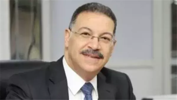 أحمد حافظ رئيس المجلس