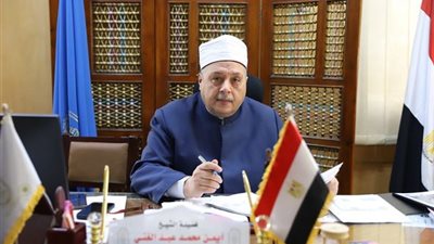 المعاهد الأزهرية: إطلاق بنك أسئلة لمناهج اللغة الإنجليزية للمستوى الرفيع من الصف الأول الابتدائي حتى الثاني الثانوي