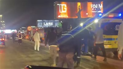 حادث مروري أعلى طريق السويس في محيط مول سيتي سنتر ألماظة | فيديو