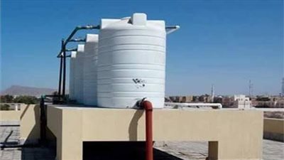 قرار من محافظ البحر الأحمر بإزالة خزانات المياه من أعلى أسطح العقارات السكنية بالقصير