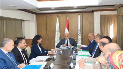 مد المدارس بـ