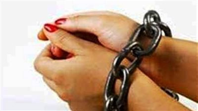 اكتئاب الحمل والذهان.. إحالة قاتلة طفلتيها التوأم بالغردقة للطب النفسي|بث مباشر 