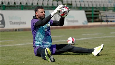 بعد اتفاق ميدو.. مجلس الزمالك يتحفظ علي صفقة محمد أبو جبل