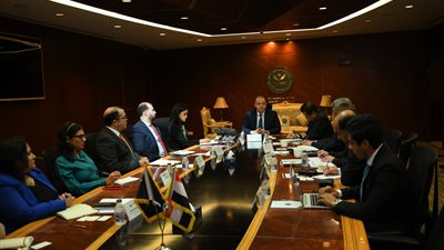 رئيس الرقابة المالية يستعرض التجربة الرائدة لتدشين أول سوق كربون طوعي