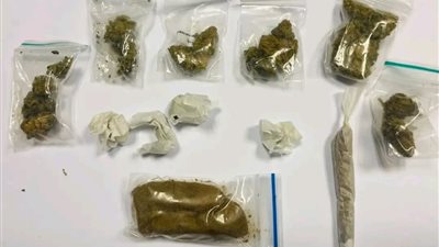 جمارك مطار الغردقة الدولي تضبط محاولتي تهريب كمية من المواد المخدرة