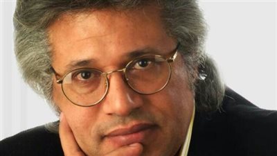 بعد أزمة طلاء أسود قصر النيل.. طه قرني يوضح الفرق بين الترميم والتنظيف: الرأي للجنة وليس لفرد