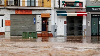 فيضانات تجتاح إسبانيا| مصرع 51 شخصا.. والسلطات ترفع حالة التأهب القصوى