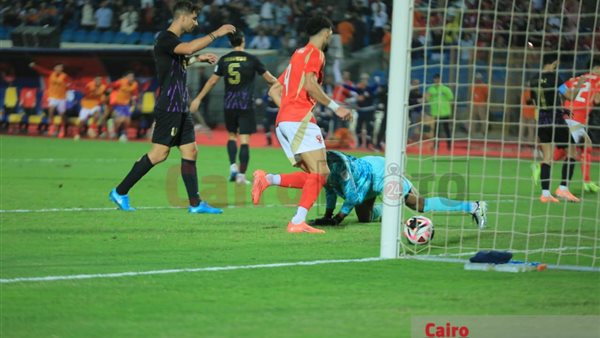 الأهلي والعين الإماراتي