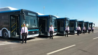 مجانًا.. النقل تكشف خطة تشغيل 100 أتوبيس لنقل رواد المنتدى الحضري بالقاهرة