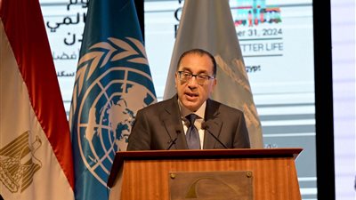 مدبولي يشهد اصطفاف مُعدات مجابهة الأزمات والكوارث في الإسكندرية