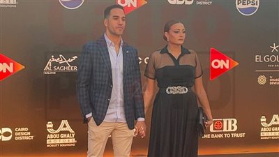 متأثران بوفاة مصطفى فهمي.. بشرى وخالد حميدة أول الحاضرين على ريد كاربت الجونة السينمائي| صور