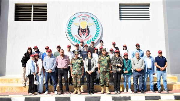  زيارة لعدد من طلبة