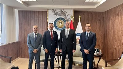 بموجب تعاقد جديد.. مصر تستقبل شحنة بترول من الإمارات 