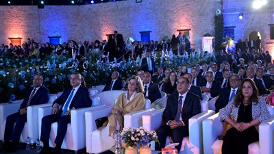 رئيس الوزراء يشارك في الاحتفال باليوبيل الذهبي لكلية الهندسة بجامعة القاهرة