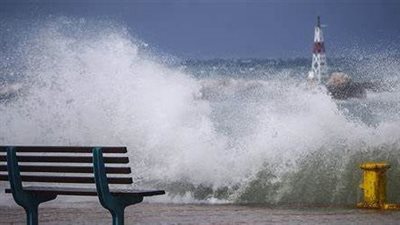 لمواجهة الطقس السيئ.. رفع درجة الاستعداد القصوى بمحافظتي الفيوم والإسكندرية | بث مباشر