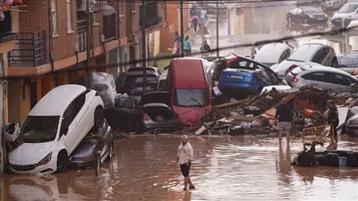 شاهدة عيان لـ القاهرة 24: الوضع كارثي في إسبانيا جراء الفيضانات.. وأسوأ مما يعلنه الإعلام