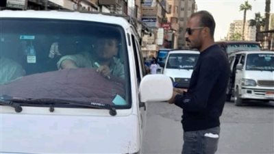 ضبط 150 حالة مخالفة لسيارات السرفيس لتقطيع خطوط السير وتحصيل أجرة زائدة بالجيزة