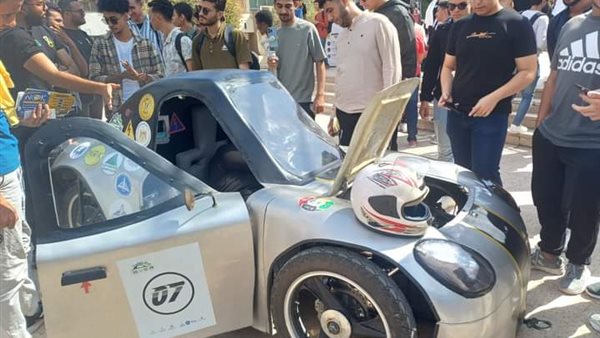 طلاب جامعة أسيوط