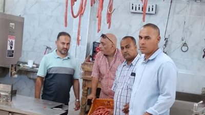 ضبط مخزن ومنتجات مجهولة المصدر في حملة تموينية بالإسكندرية