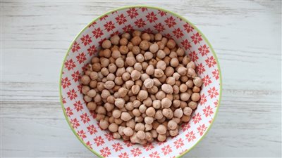 تناول هذه الأطعمة يقلل من الإصابة بالسكتات الدماغية.. تعرف عليها