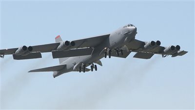 الجيش الأمريكي: وصول مقاتلات من طراز B-52 الاستراتيجية إلى منطقة الشرق الأوسط