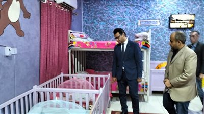 وكيل وزارة الصحة بسوهاج يزور وحدة الأطفال كريمي النسب ويشيد بالعاملين بها