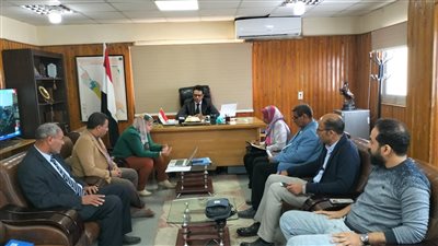 وكيل صحة سوهاج يترأس الاجتماع الدوري للجنة التخلص الآمن من النفايات الطبية الخطرة