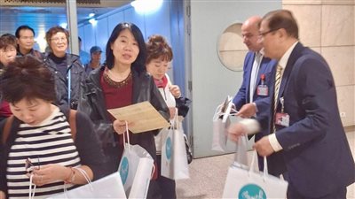 هيئة تنشيط السياحة بمطار القاهرة تستقبل أولى رحلات الطيران العارض من كوريا الجنوبية