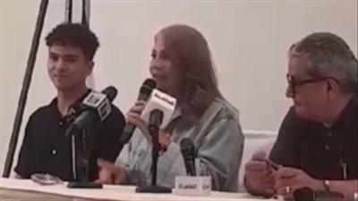 سوسن بدر عن موهبة الفنان الصاعد يوسف حسام: كبر قدام عيني وأثبت موهبته في أبو العروسة| بث مباشر 