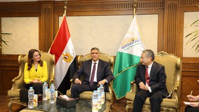محافظ الجيزة يوقع خطاب النوايا لإقامة توأمة مع مدينة نانجينج بالصين