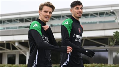 أوديجارد يعود إلى التدريبات الجماعية لأرسنال قبل مباراة الإنتر في دوري أبطال أوروبا 