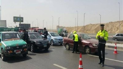 تعرف على الحالة المرورية بالطرق الرئيسة بالقاهرة والجيزة