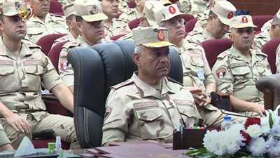 وزير الدفاع يشهد تنفيذ المرحلة الرئيسية لمشروع مراكز القيادة التعبوي للمنطقة المركزية العسكرية| فيديو