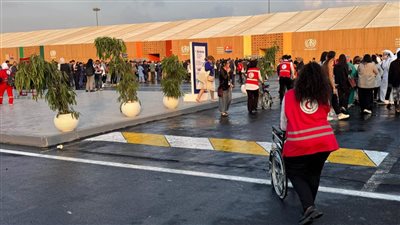 الهلال الأحمر: وفرنا 60 كرسيًّا متحركًا مخصصًا لتسهيل مشاركة ذوي الإعاقة بفعاليات المنتدى الحضري العالمي