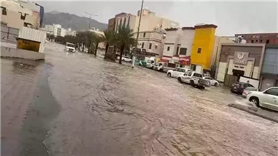 الأرصاد تطلق 3 تحذيرات.. السعودية تواجه أمطارًا وسيولا متواصلة