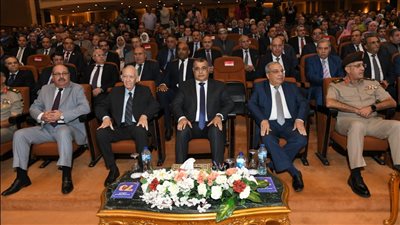 إنتاج أول طلقة ذخيرة مصرية.. المهندس محمد صلاح الدين يشهد مراسم الاحتفال بعيد الإنتاج الحربي الـ70