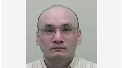 السجن 31 عاما لطبيب حاول قتل شخص بلقاح مزيف لـ كورونا