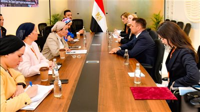 وزيرة البيئة تلتقي نائب رئيس وزراء سلوفاكيا لبحث التعاون الثنائي في مجالات الاقتصاد الدوار