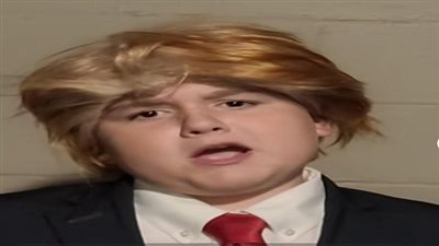 طفل يشبه ترامب يتصدر التريند.. ما القصة؟