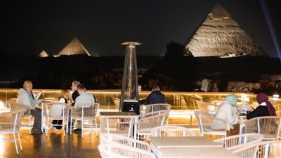 محمد جمعة: الأكل في مطعم 9 LOUNGE بأهرامات الجيزة سيئ.. ومصدر بالمنطقة يرد