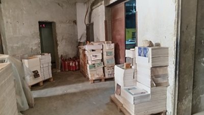 بحوزته 4100 نسخة مقلدة.. القبض على مالك مطبعة يديرها دون تصريح بالجيزة 