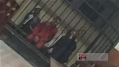 بالبدلة الحمراء.. وصول المتهم بإنهاء حياة طليقته لحضور جلسة الاستئناف على حكم إعدامه