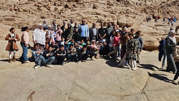 طلاب المدارس اليابانية