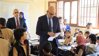  التعليم تحسم الجدل بشأن انعقاد امتحانات الشهادة الإعدادية بنظام البوكليت 